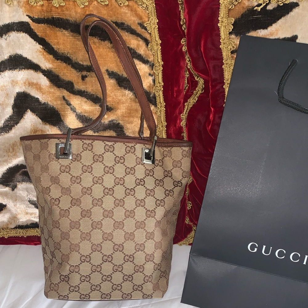 Gucci Beige and Brown GG Tote - Picture 3 of 16
